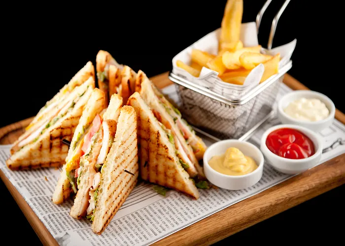 Lighthouse Golf & Hotel