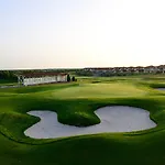 Hotell Lighthouse Golf & Baltjik