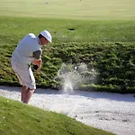 Lighthouse Golf & Hotell