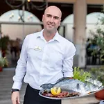 Lighthouse Golf & 5*