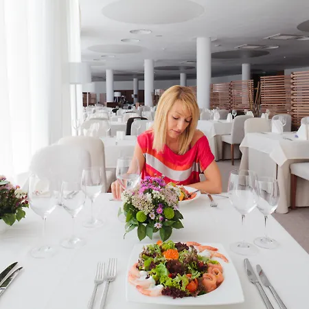 Lighthouse Golf & 5*