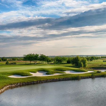 Lighthouse Golf & Hotell 5*