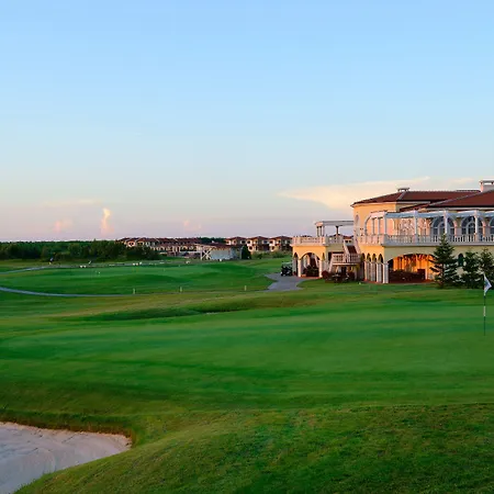 Lighthouse Golf & Hotel