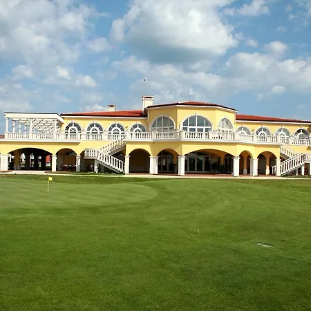 Готель Lighthouse Golf & Балчик