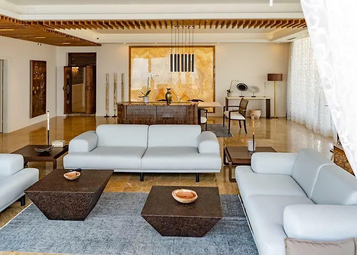 Lighthouse Golf & Hotel